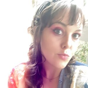 Meet your Posher, Kaylie